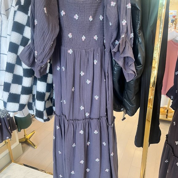 Sydney Dress || Midnight - Picture 2 of 4